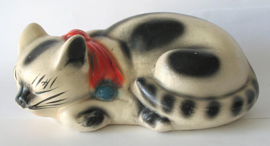 Whimsical chalk cat doorstop. (1 of 3)