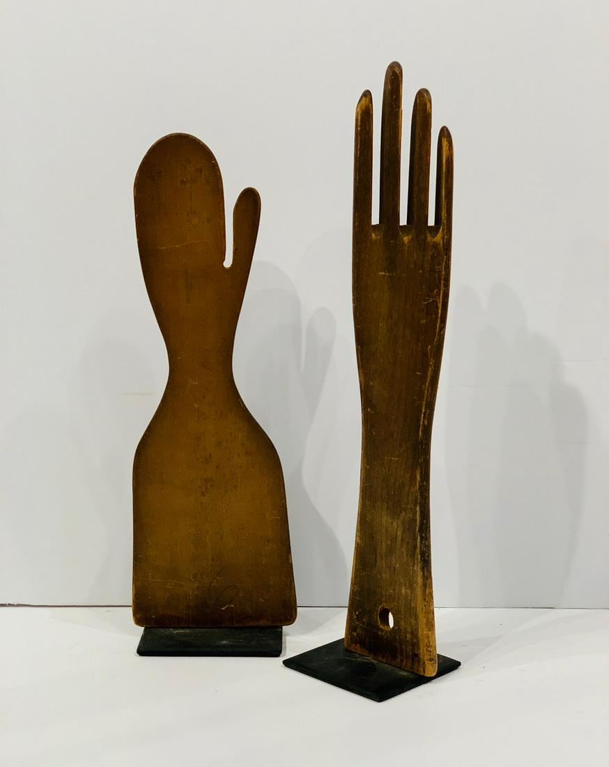 c. 1890 Glove & Mitten Stretcher (1 of 3)