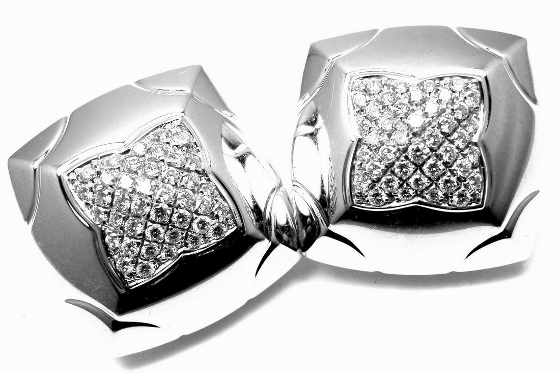 Authentic! Bvlgari Bulgari Piramide 18k White Gold: Authentic! Bvlgari Bulgari Piramide 18k White Gold Diamond Large Earrings Product Description About This Piece: Metal: 18k White Gold Measurements: 1" x 1" Weight: 24.9 grams Stones: Round brilliant c