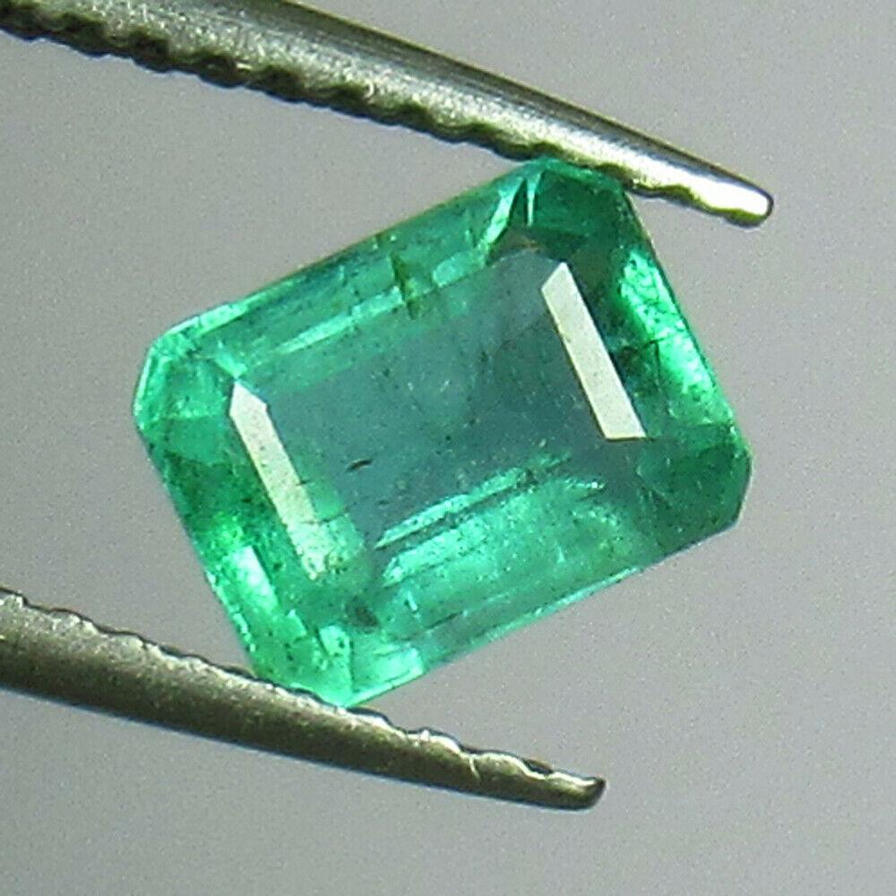 1.10 Ct Natural Zambian Emerald Octagon Cut (1 of 2)