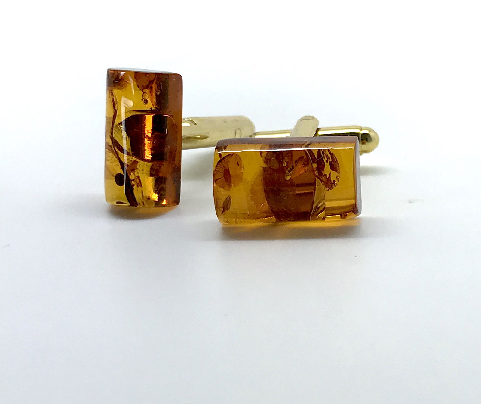 Impressive Vintage Amber Cufflinks (1 of 6)