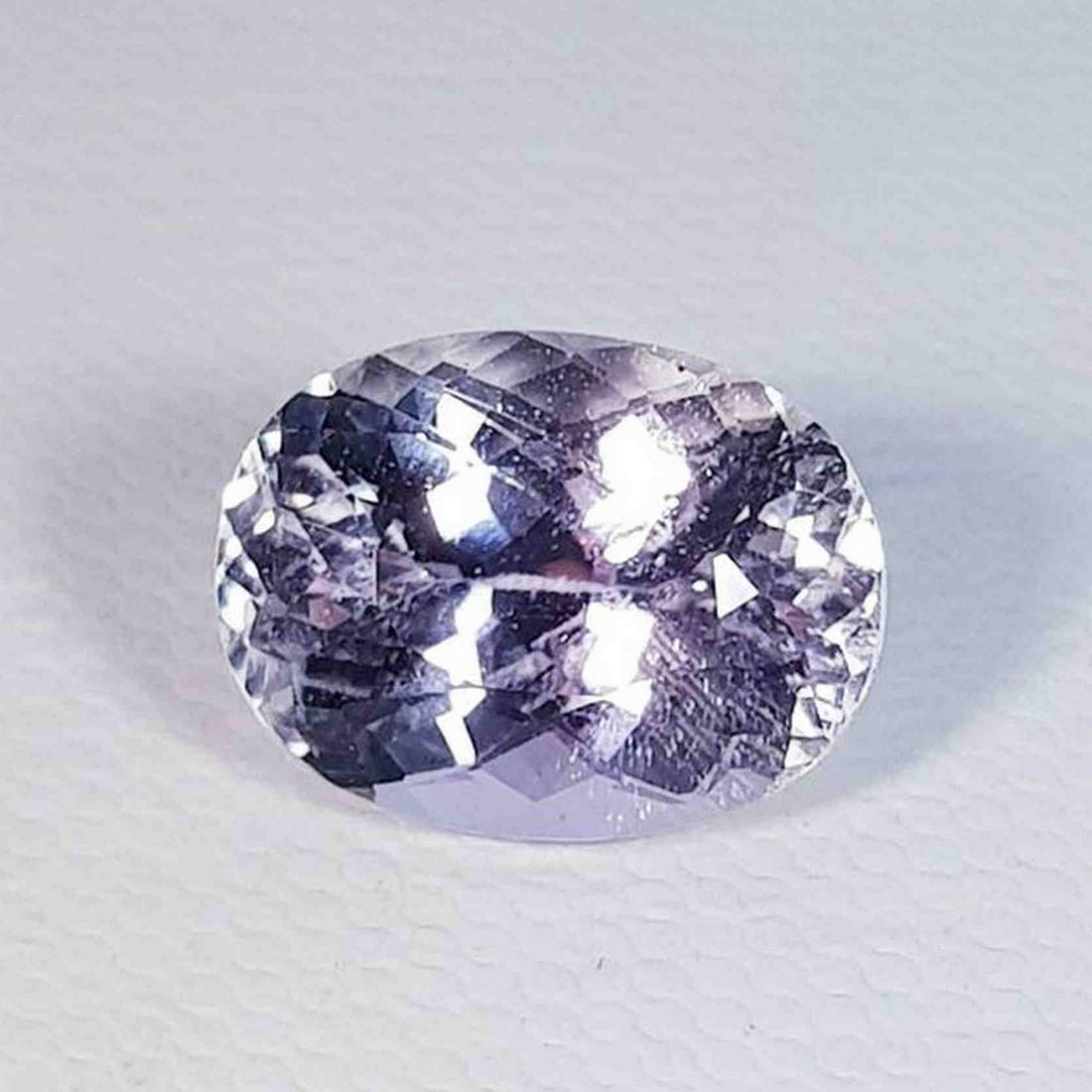 6.36 ct Natural Pink Kunzite Oval Cut (1 of 5)