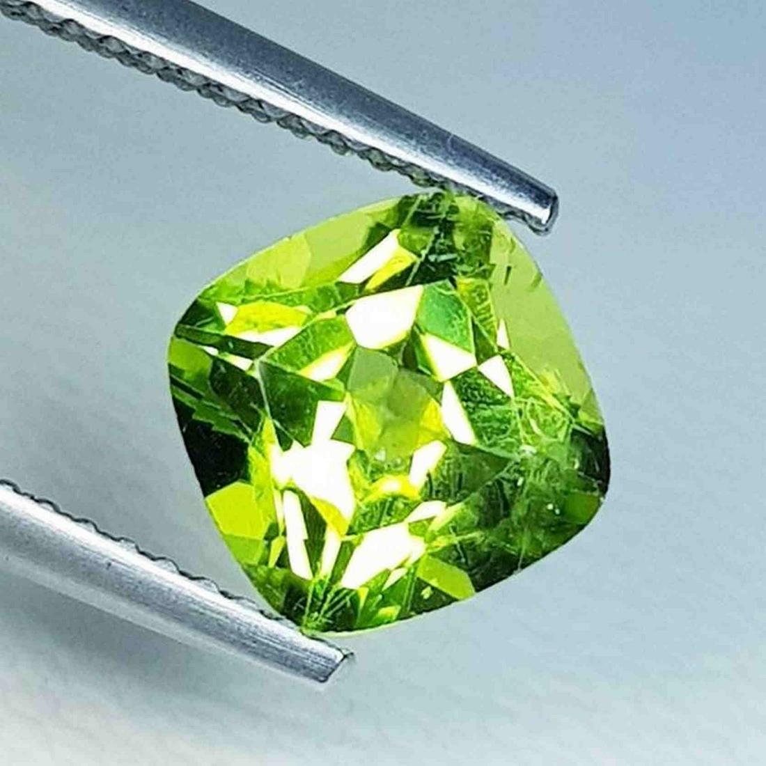 Natural Peridot Cushion Cut 2.37 ct (1 of 5)