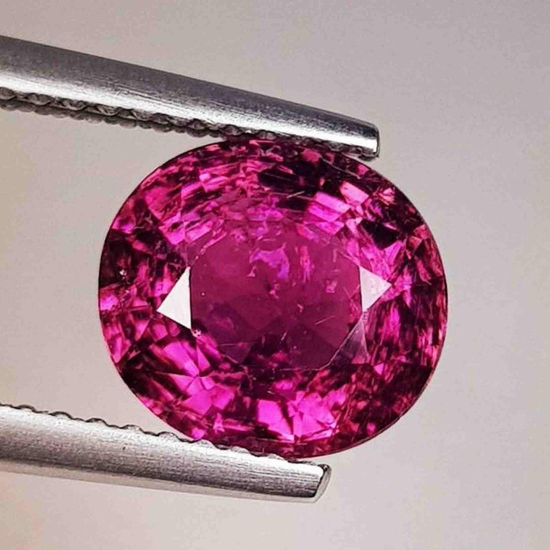 Natural Rhodolite Garnet Round Cut 2.14 ct: No Reserve! Title: Natural Rhodolite Garnet Round Cut 2.14 ct Color/Clarity: VVS - VS Type: Gemstones Carat Weight: 2.14 Dimensions: 8.51 x 8.51 x 4.91 Additional Information: Round - Burma Shipping: