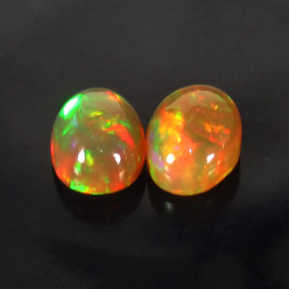 2.10 Ct Natural  Ethiopian Multi-Color Fire Opal Oval (1 of 2)