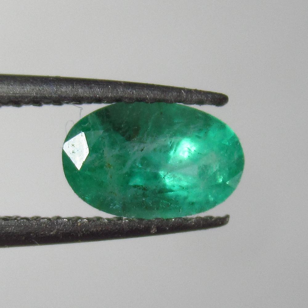 0.89 Ct Natural Zambian Emerald Oval Cut (1 of 2)