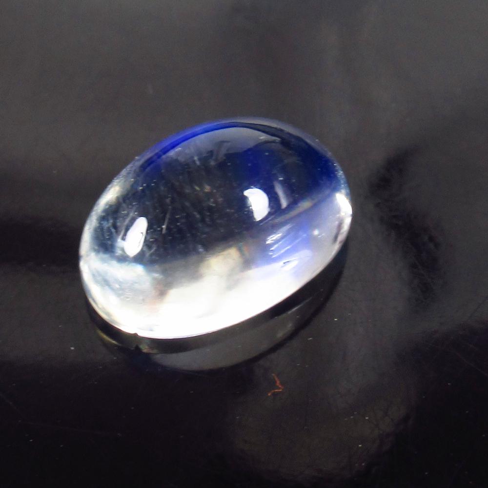 3.02 Ct Natural Blue Moonstone 10.5X7 mm Oval Cab: No Reserve! Title: 3.02 Ct Natural Blue Moonstone 10.5X7 mm Oval Cab Stone Clarity: Transparent Gemstones: Blue Moonstone Carat Weights: 3.02 Size/Dimensions: 10.60 x 7.10 x 5.50 Additional Informatio