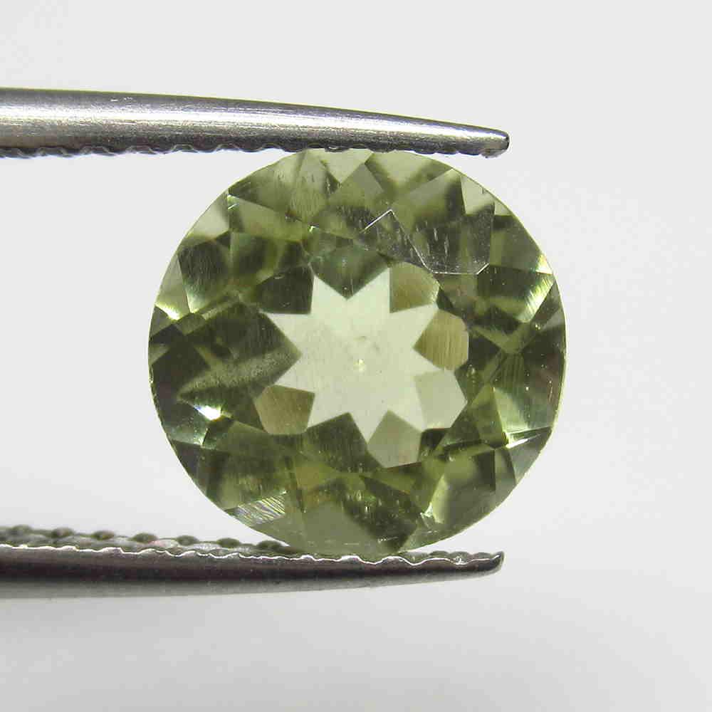1.97 Ctw Natural Lime Green Sillimanite Round Cut (1 of 2)
