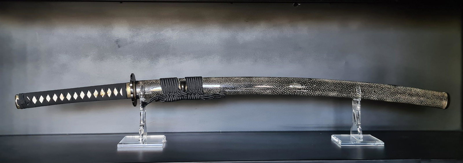 Very nice Sword for Tameshigiri and Iaito Katana is: Very nice Sword for Tameshigiri and Iaito Katana is made of high quality folded T10 steel, and traditional differentially hardened in oil, so that a harder cutting edge (ha) arises with respect to the