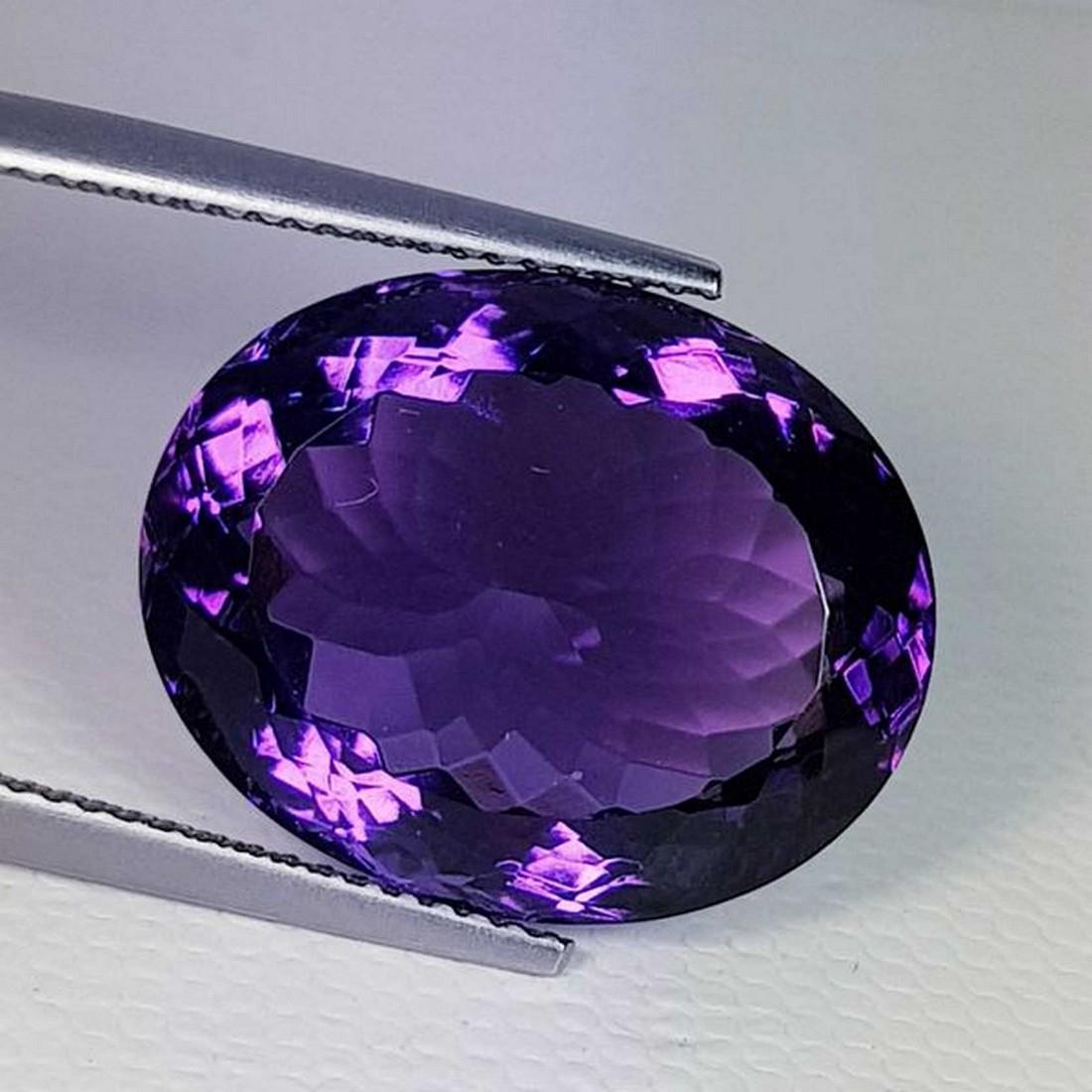 Natural Amethyst Oval Cut 17.49 ct (1 of 5)