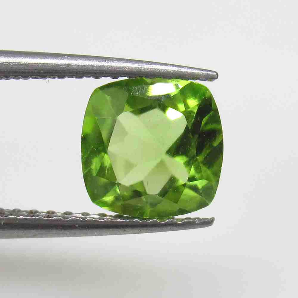 1.46 Ctw Natural Pakistan Peridot Cushion Cut: No Reserve! Title: 1.46 Ctw Natural Pakistan Peridot Cushion Cut Stone Clarity: VVS Gemstone: Peridot Carat Weight: 1.46 Size/Dimensions: 7.00 x 7.00 x 4.00 mm Additional Information: Top Class Luster