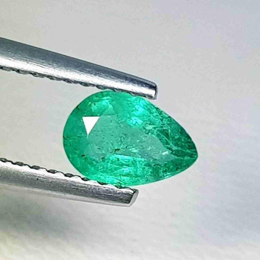Natural Emerald Pear Cut 0.50 ct (1 of 5)