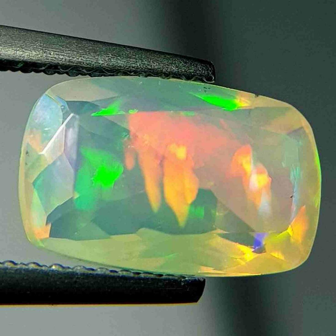 Natural Fire Opal Cushion Cut 1.90 ct (1 of 6)