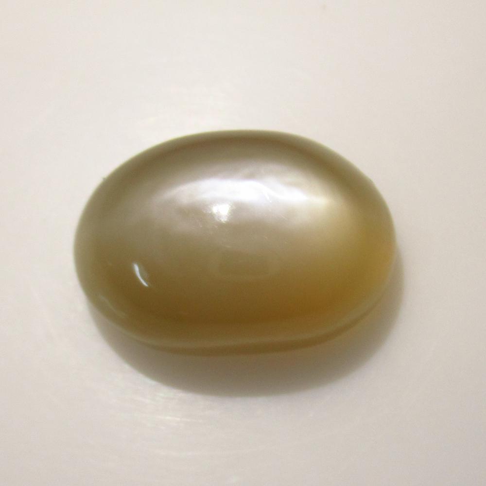 24.84 Ct Natural Moonstone Oval Cab: No Reserve! Title: 24.84 Ct Natural Moonstone Oval Cab Stone Clarity: Transparent Gemstone: Natural Moonstone Carat Weight: 24.84 Size/Dimensions: 21.00 x 14.20 x 10.40 mm Additional Information: Nice