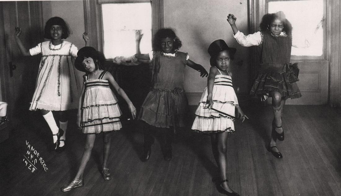 JAMES VAN DER ZEE - Dance Class, New York, 1930 (1 of 1)