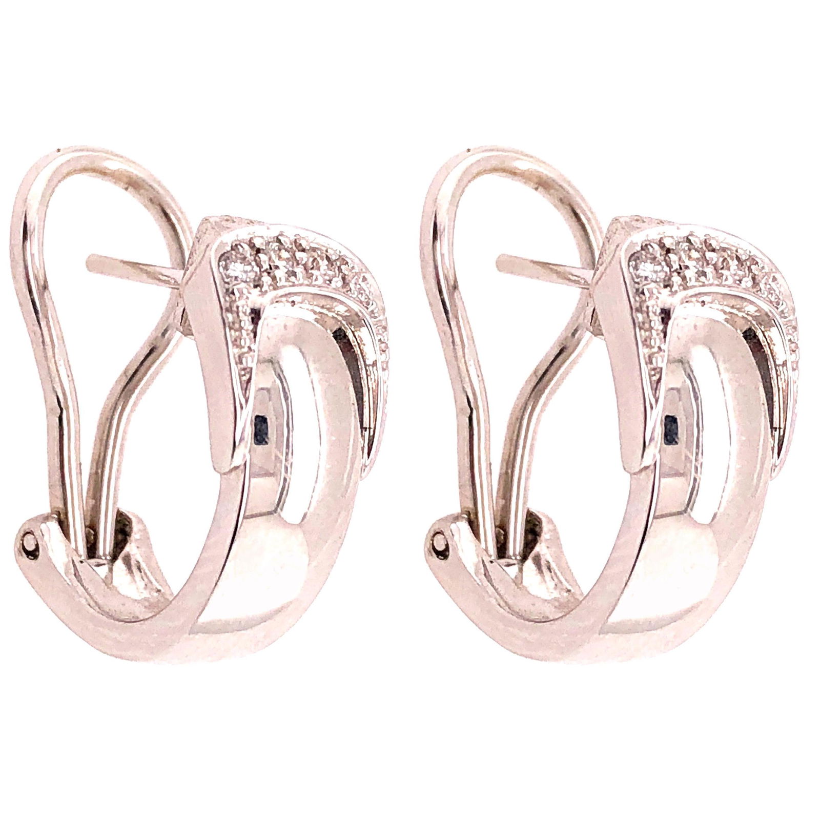 18 Karat White Gold French Lever Back Earrings with: 18Kt White Gold French Back Earrings with Diamonds with 8 Diamonds 8.4 grams in total. Details Date of Manufacture 2010+ Period 2010- Stone Diamond Stone Cut Round Cut Condition Good See Condition Des