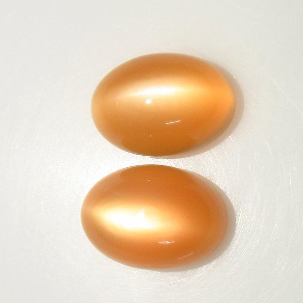 15.39 Ct Natural Orange Moonstone Oval Pair (1 of 2)