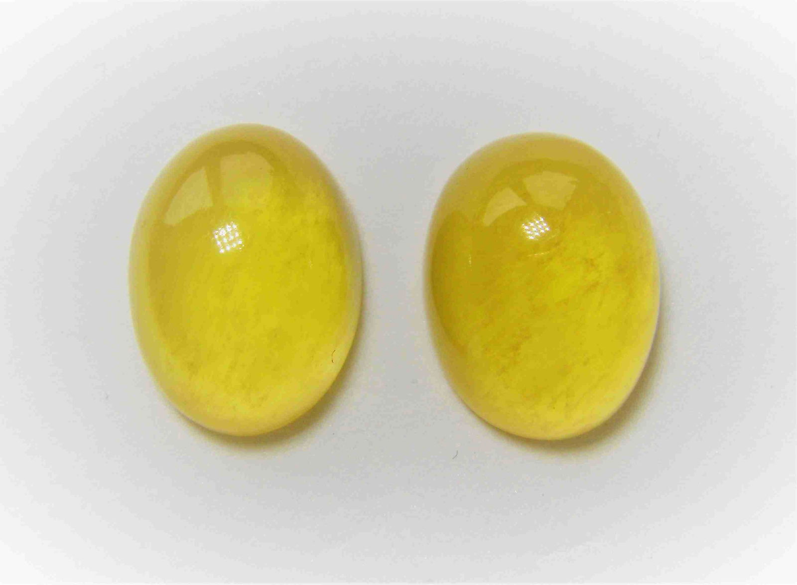 Calcite pair 22.35 ct (1 of 5)