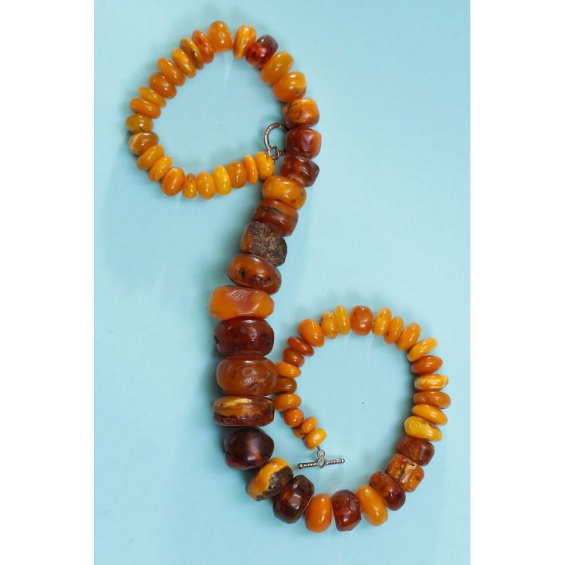 81 g. Vintage 100% natural Baltic amber necklace white (1 of 10)