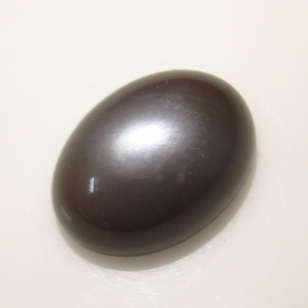 25.19 Ct Natural Moonstone Oval Cab: Reserve: Title: 25.19 Ct Natural Moonstone Oval Cab Stone Clarity: Transparent Gemstone: Natural Moonstone Carat Weight: 25.19 Size/Dimensions: 22.00 x 16.70 x 10.40 mm Additional Information: Nice O