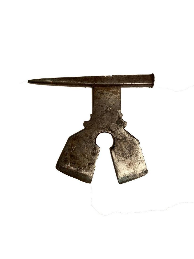 Buttonhole Cutter (1 of 1)