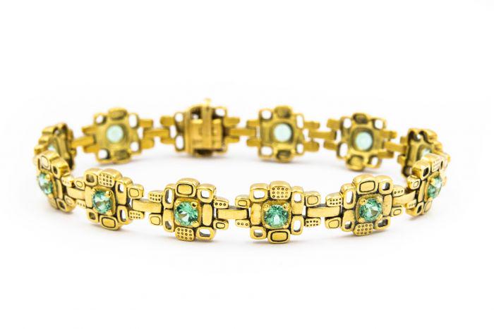 Alex Sepkus Contemporary Yellow Gold and Tsavorite (1 of 6)