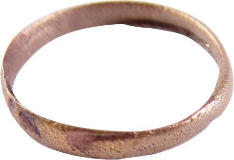 ANCIENT VIKING WEDDING RING 866-1067 AD SZ 5 1/4: Gilt bronze, size 5 ¼ for the small finger as was the custom. 2.7mm width, slightly rounded section. Professionally refurbished with the surface restored in 24karat gold. Gift boxed with Certificate 
