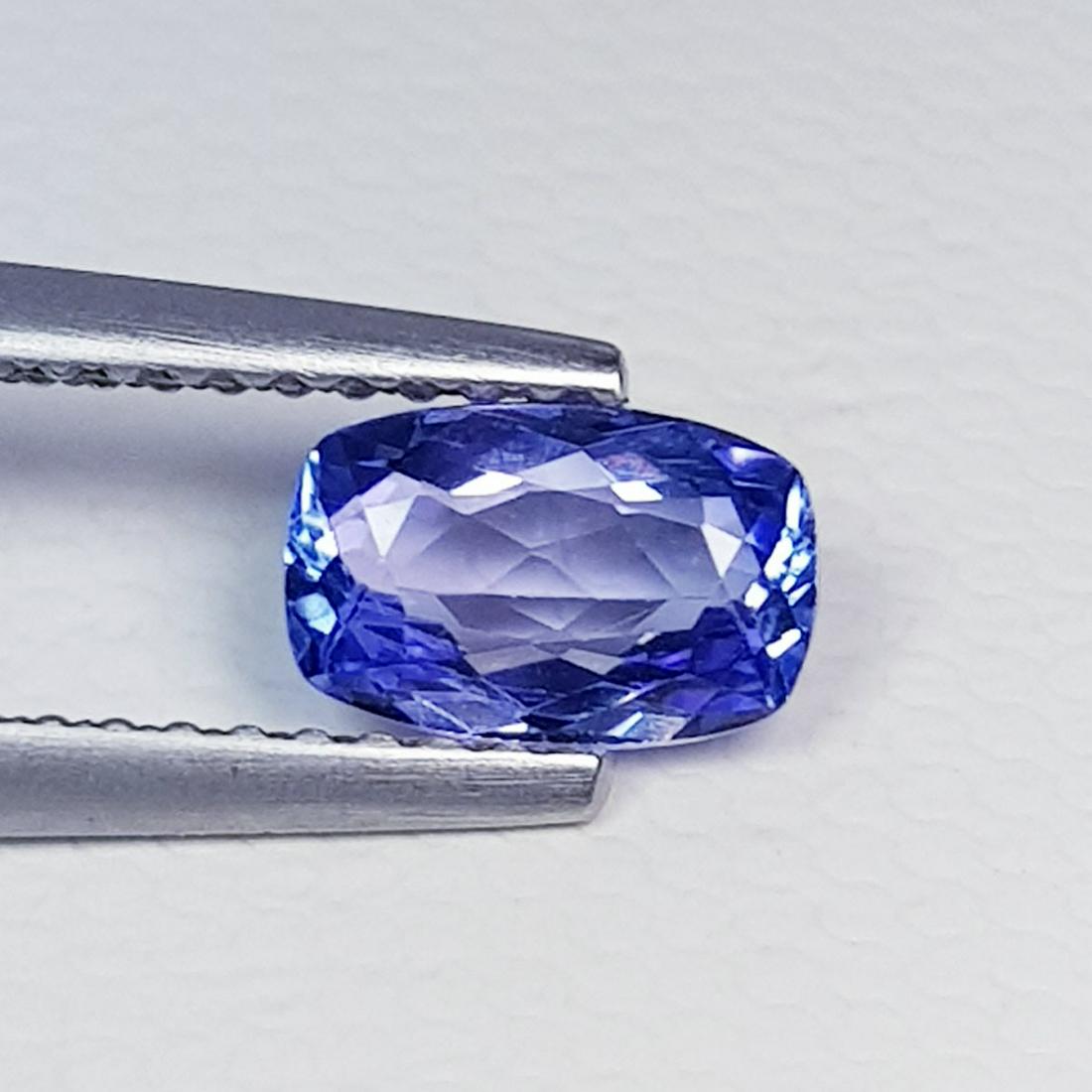 0.80 ct Natural Tanzanite (1 of 5)