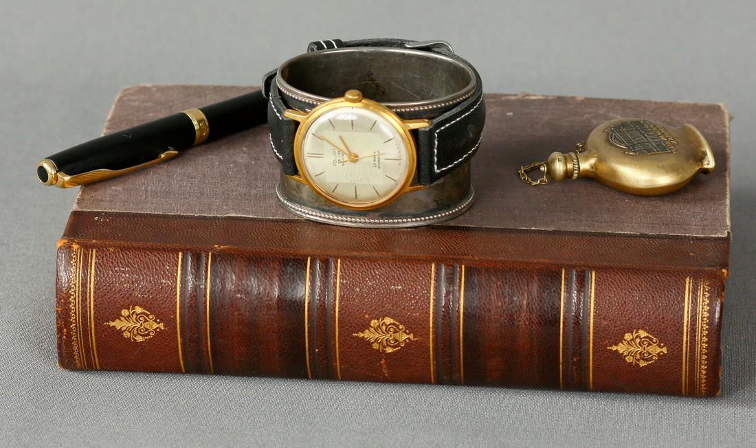 Poljot deluxe automatic vintage men wrist watch russian: Title: Poljot deluxe automatic vintage men wrist watch russian antique unisex white USSR watches Additional Information: MaterialsBand material: LeatherGold, Stainless steelPoljot deluxe automatic vin