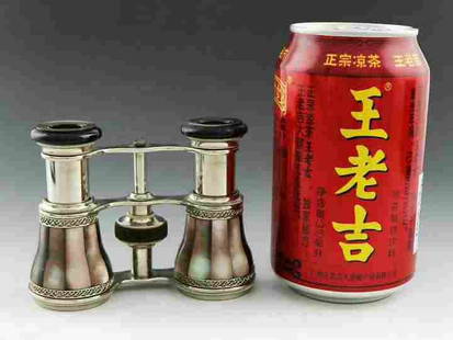 Telescope for French theater: Title: Telescope for French theaterOrigin: FrenchSize: Length: 10.1cm Body diameter: 3.7cm Height: 5.7cmSilver Purity: Copper/FritillaryItem Weight: 203G Reserve: $450.00 Shipping:Domestic: