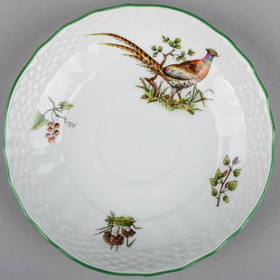 Herend Hunter Trophies Saucer #1726/CHT-M: Title: Herend Hunter Trophies Saucer #1726/CHT-MDescription: Herend Hunter Trophies Saucer Manufacturer: Herend Porcelain Manufactory (Hungary) Quality: Handpainted, 1st class Pattern: Hunter