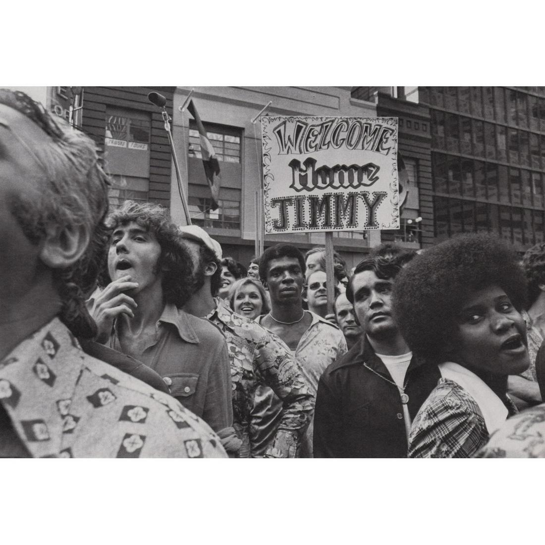 RUTH ORKIN - Outside the Americana, NYC: Artist: RUTH ORKIN Print Title: Outside the Americana, NYC Welcoming Jimmy Carter to New York Medium: Sheet-fed Gravure Printing Date: 1980's Printed in the USA Image Size approx: 6 X 9 inches Ruth Or