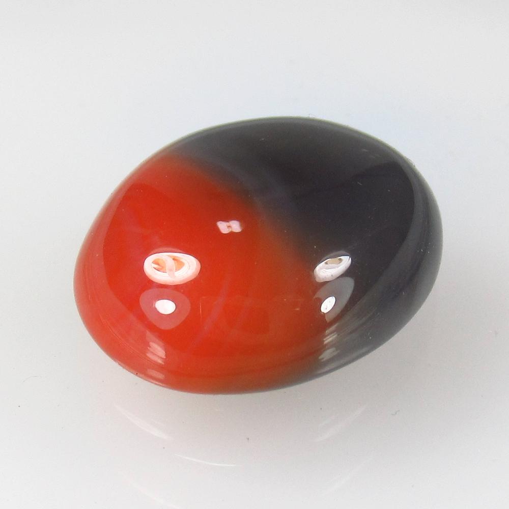 13.53 Ct Natural Carnelian Black Reddish Oval Cabochon: No Reserve! Title: 13.53 Ct Natural Carnelian Black Reddish Oval Cabochon Stone Clarity: Semi-Transparent Gemstones: Natural Carnelian Carat Weights: 13.53 Size/Dimensions:18.00 x 8.00 x 3.60 mm Addit