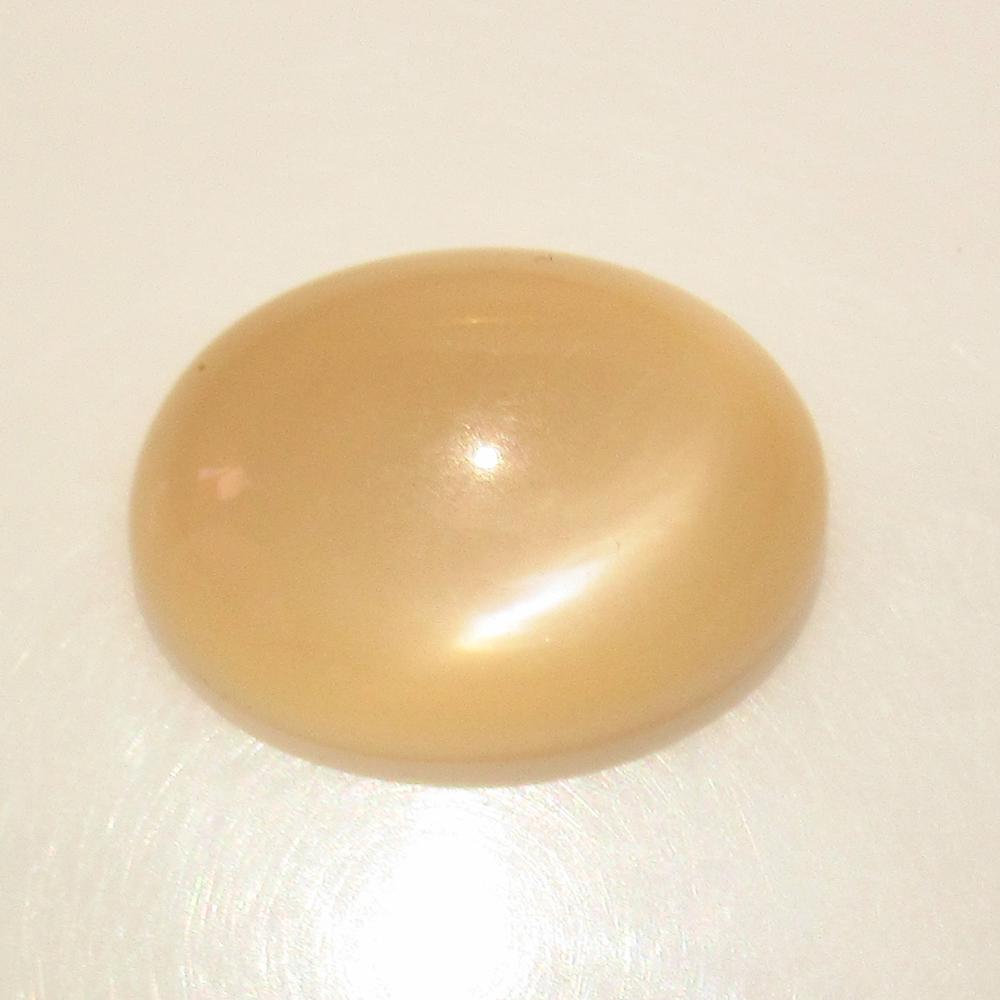 14.05 Ct Natural Moonstone Oval Cab: No Reserve! Title: 14.05 Ct Natural Moonstone Oval Cab Stone Clarity: Transparent Gemstones: Natural Moonstone Carat Weights: 14.05 Size/Dimensions:18.30 x 13.40 x 7.40 mm Additional Info:Nice Oval Ca