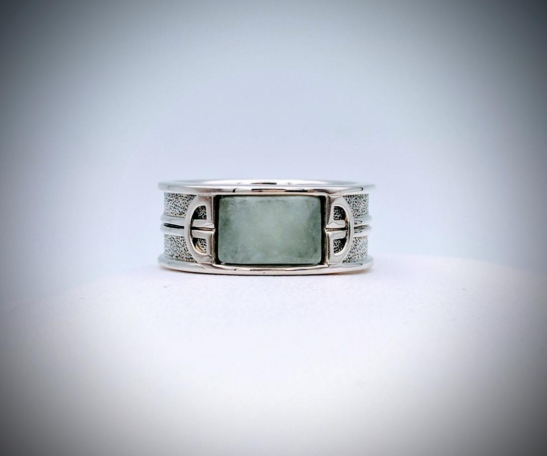Sterling Silver Jade Ring Sz 7 (1 of 4)