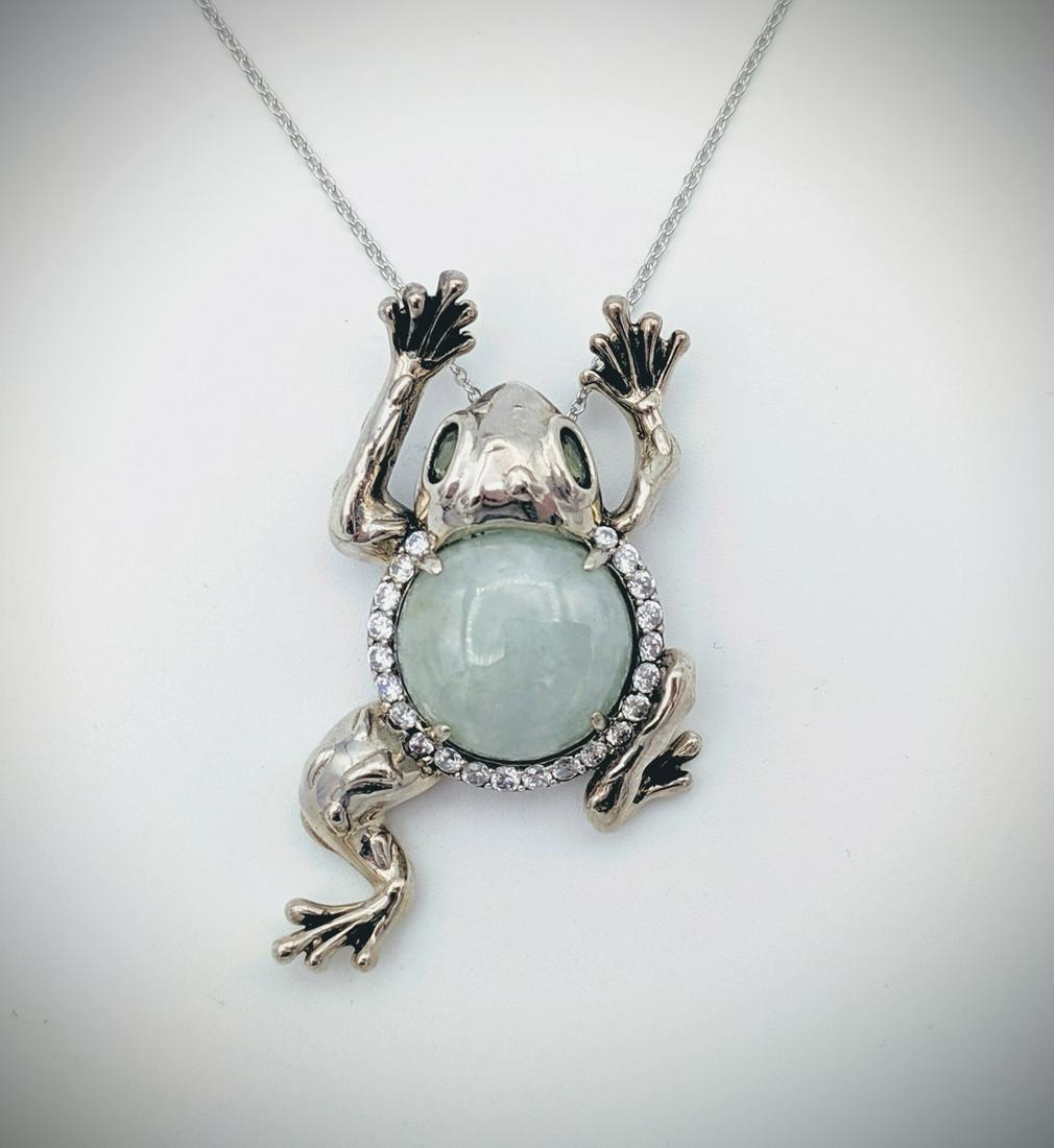 Sterling Silver Necklace & Frog Pendant w Jade, Peridot (1 of 3)