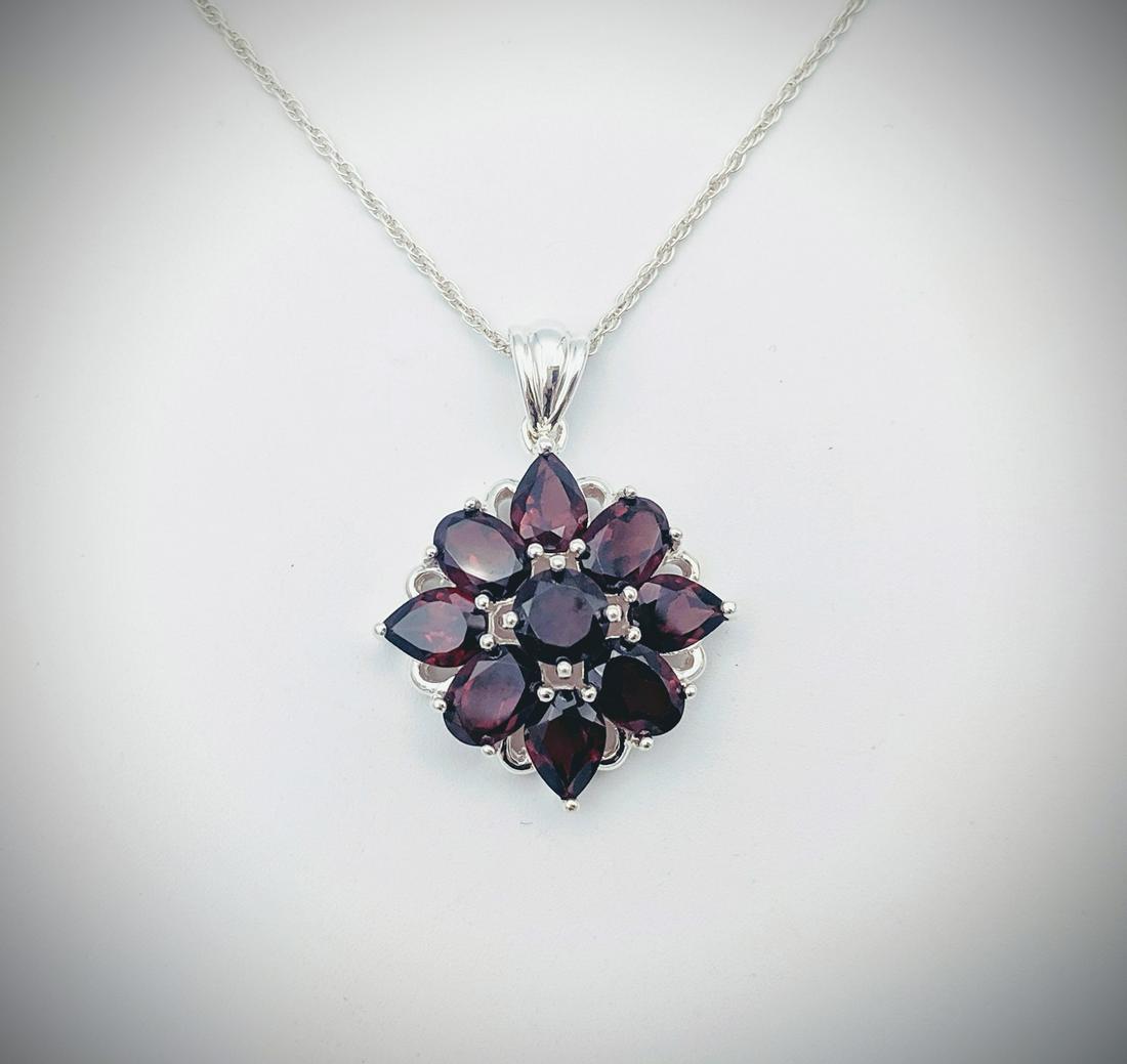 Sterling Silver Necklace w Almandine Garnet Pendant (1 of 3)