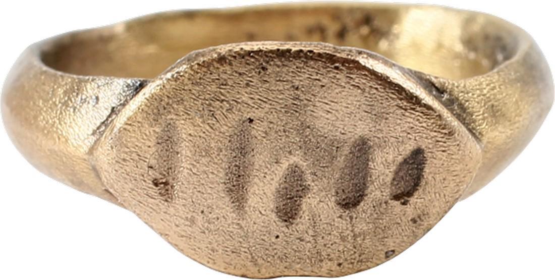 MEDIEVAL EUROPEAN RING 750-1100 AD.: MEDIEVAL EUROPEAN RING 750-1100 AD. Reserve: $60.00 Shipping: All Items shipped within 48 hours by expedited shipping UPS or USPS. Domestic: Flat-rate of $12.95 (for one or more lots) to anywhere with