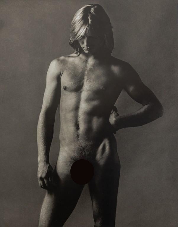 Ken Haak- Male Nude: Artist: Ken Haak Title: Male Nude Medium: Photo Litho, 1986, USA Dimensions: 10.5x13.3" Additional Information: Heat Wax Mounted on 14x18" Conservation Board. Ken Haak(1923 - 1991) Celebrated fashion 