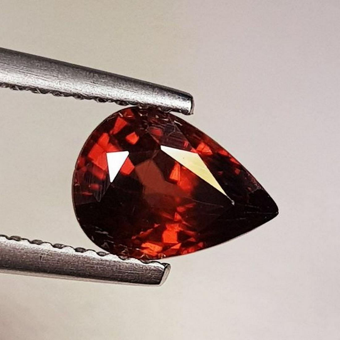 1.78 ct Natural Zircon Pear Cut: No Reserve! Title: 1.78 ct Natural Zircon Pear Cut Color/Clarity: VVS Gemstones: Loosegemstone Carat Weights: 1.78 Size/Dimensions: 8.00 x 5.90 x 4.20 Additional Information: Pear - Cambodia Shipping: