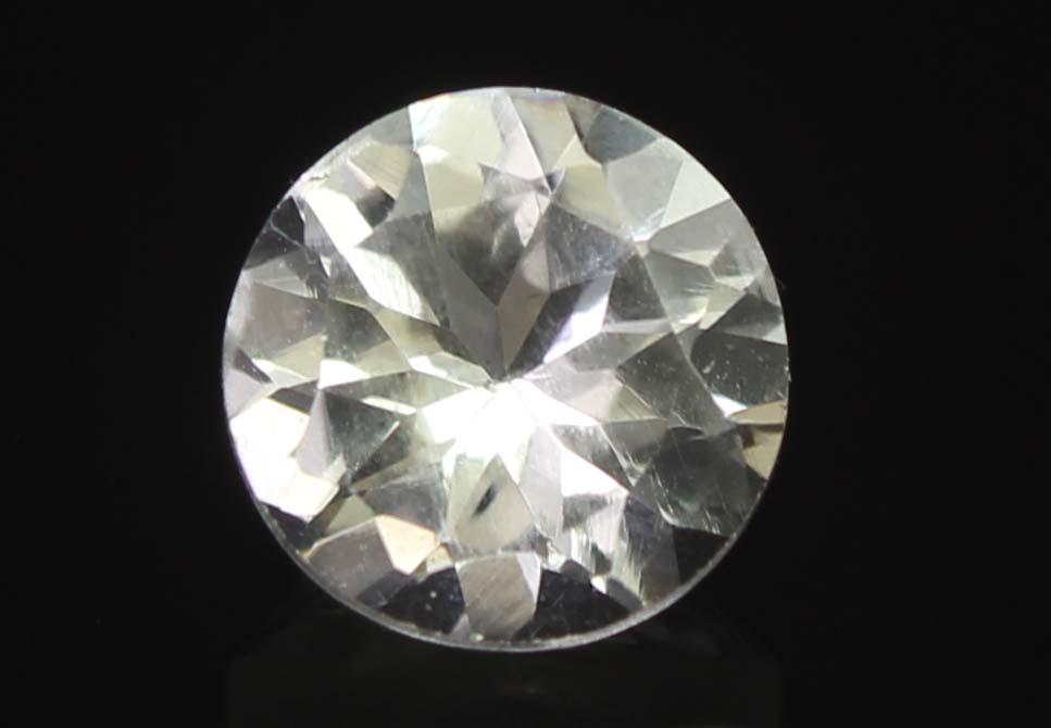 1.66 Cts Natural White beryl: No Reserve! Title: 1.66 Cts Natural White beryl Additional Info: Gemstone : Natural White berylOrigin : BrazilWeight : 1.66 caratsDimensions : 7-7x4.6 mmShape : Rond CutColor : ColorlessTreatment : No