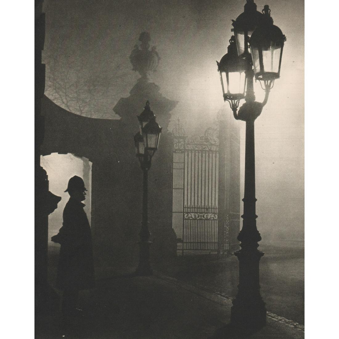 B. SAIDMAN - Fog at Scotland Yard: Artist: B. SAIDMAN Print Title: Fog at Scotland Yard Medium: Sheet-fed Gravure Printing Date: 1930s Printed: Great Britain Image Size: 8.5 X 6.5 inches Reserve: $30.00 Shipping: Domestic: Flat rate o