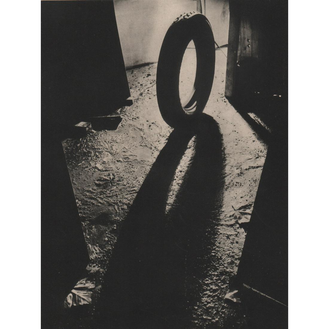 MAURICE TABARD - Tire (1 of 1)