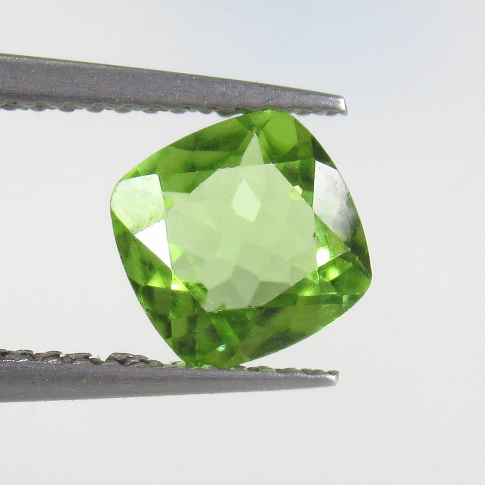 1.51 Ct Natural Pakistan Peridot Cushion Cut: No Reserve! Title: 1.51 Ct Natural Pakistan Peridot Cushion Cut Clarity: VVS Gemstone: Natural Peridot Carat Weight: 1.51 Size/Dimensions: 7.10 x 7.10 x 4.00 mm Additional Information: Top Class Luste