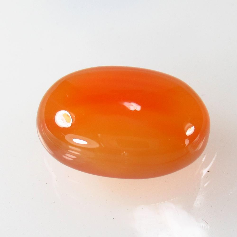 12.48 Ct Natural Carnelian Oval Cabochon: No Reserve! Title: 12.48 Ct Natural Carnelian Oval Cabochon Clarity: Semi-Transparent Gemstone: Natural Carnelian Carat Weight: 12.48 Size/Dimensions: 17.90 x 12.60 x 6.60 mm Additional Information: E