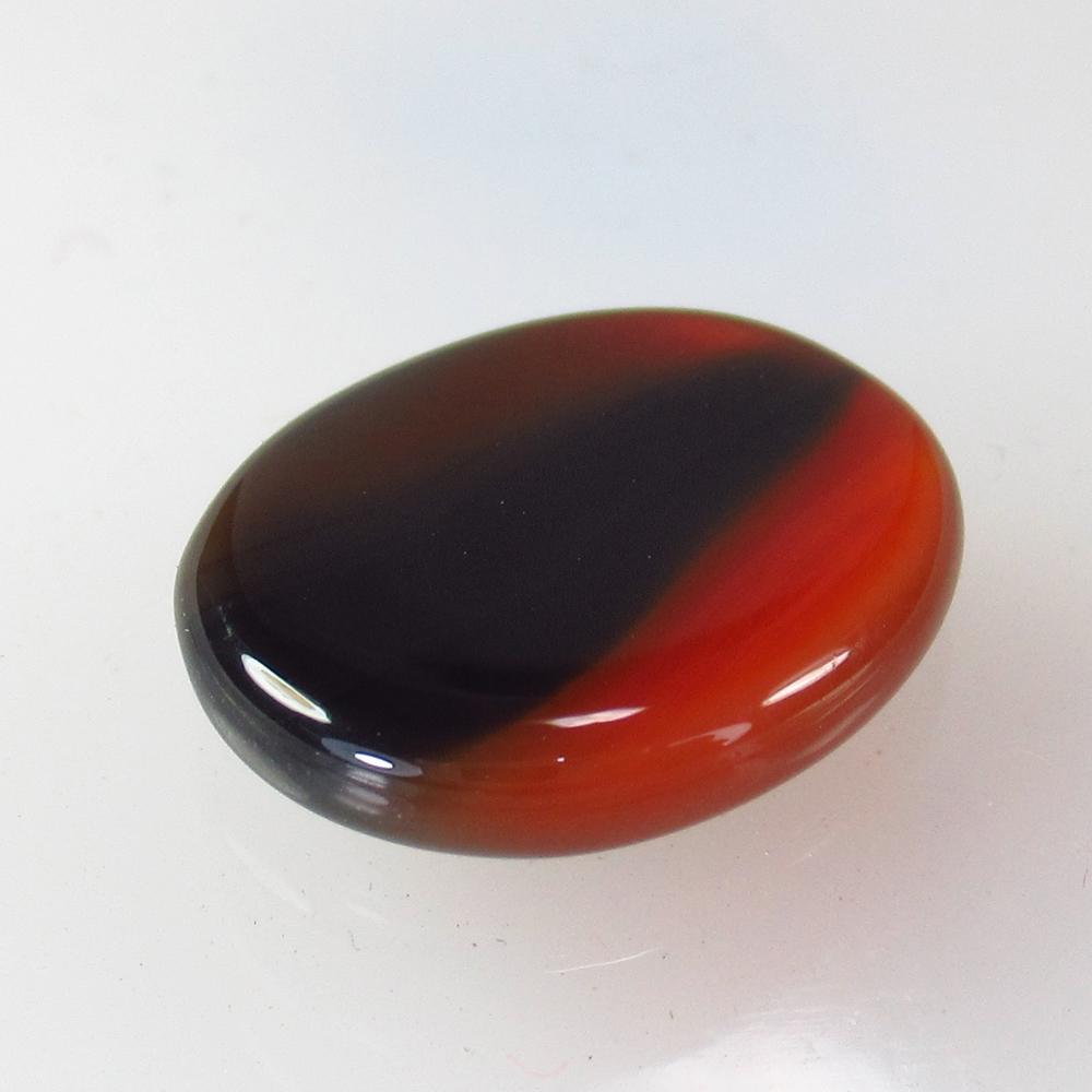 6.41 Ct Natural Carnelian Black Reddish Oval Cabochon: No Reserve! Title: 6.41 Ct Natural Carnelian Black Reddish Oval Cabochon Clarity: Semi-Transparent Gemstone: Natural Carnelian Carat Weight: 6.41 Size/Dimensions: 16.30 x 13.70 x 3.10 mm Additional In