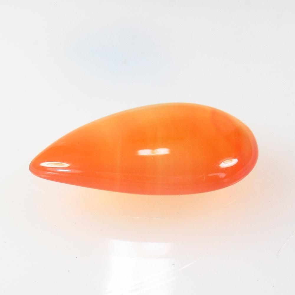 8.30 Ct Natural Carnelian Pear Cabochon: No Reserve! Title: 8.30 Ct Natural Carnelian Pear Cabochon Clarity: Semi-Transparent Gemstone: Natural Carnelian Carat Weight: 8.30 Size/Dimensions: 21.00 x 13.50 x 3.70 mm Additional Information: Exc