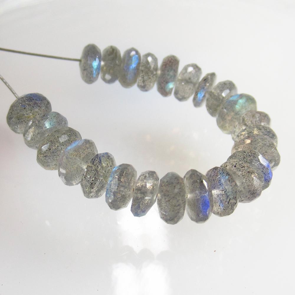 13.47 Ct Natural 24 Labradorite Drilled Round Beads: No Reserve! Title: 13.47 Ct Natural 24 Labradorite Drilled Round Beads Clarity: Transparent Gemstone: Natural Labradorite Beads Carat Weight: 13.47 Size/Dimensions: 5.00 - 5.60 mm / 24 PC's Additional