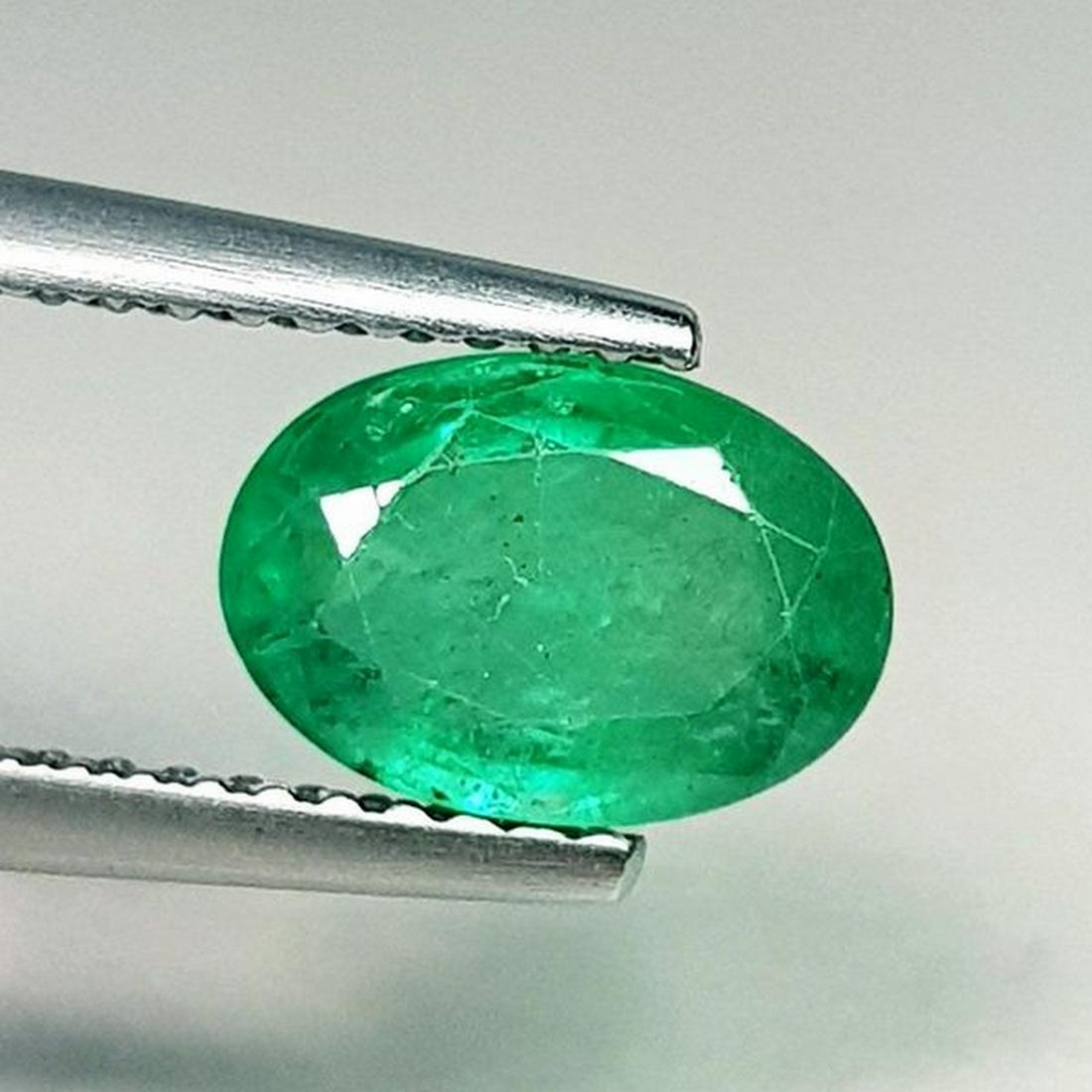 Natural Emerald Oval Cut 1.72 ct (1 of 5)