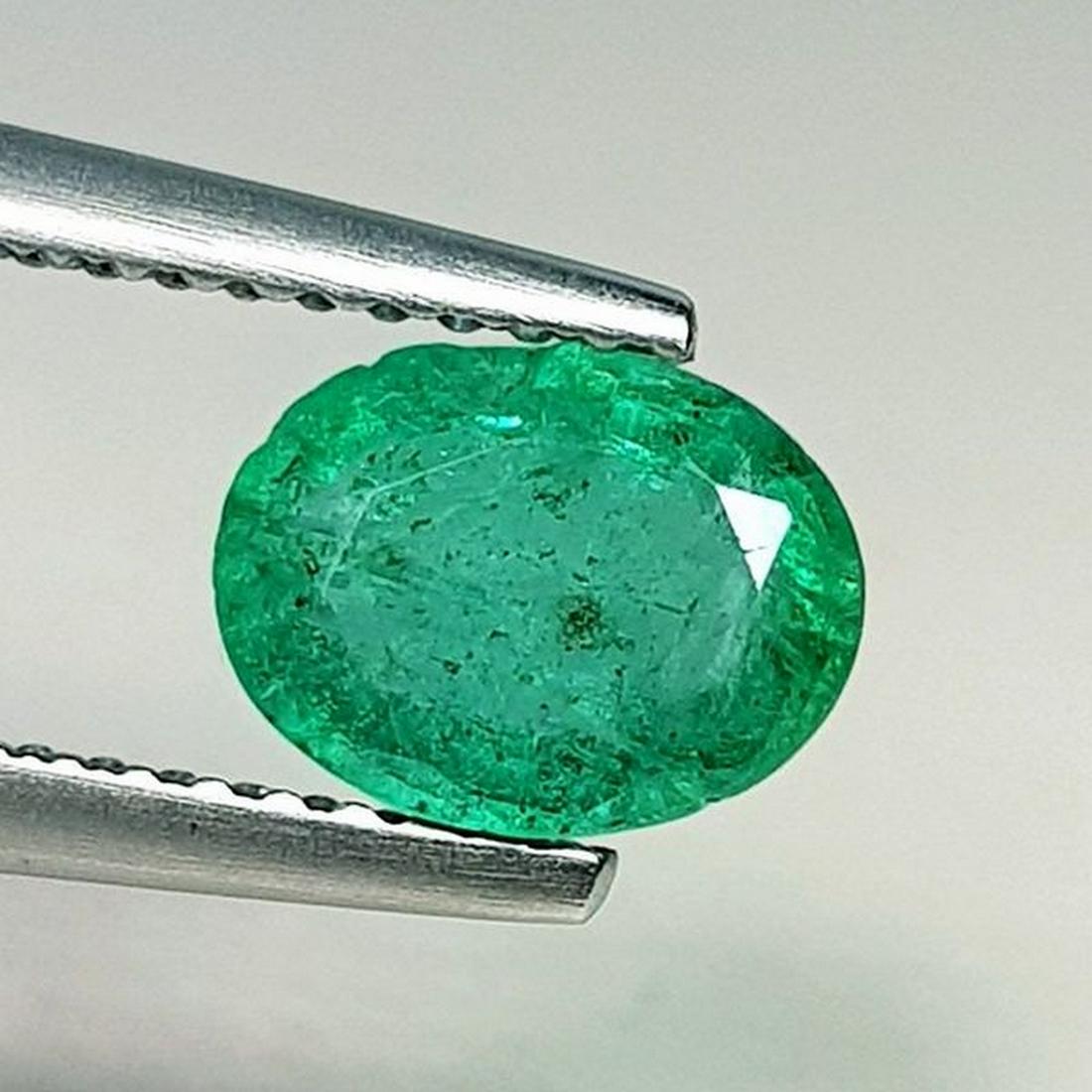 Natural Emerald Oval Cut 1.01 ct (1 of 5)